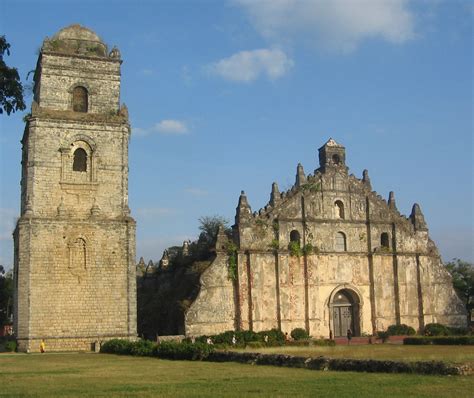simbahang paoay .